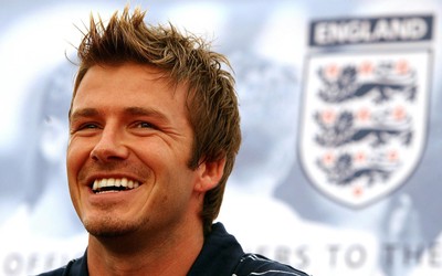 熊猫电竞精华-B席突破时球像粘在脚上